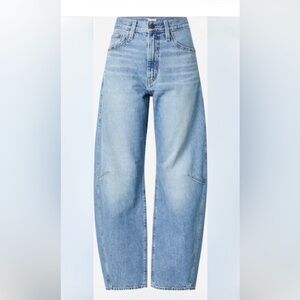 Levi’s Cinch waist Women’s barrel jeans size 32x29